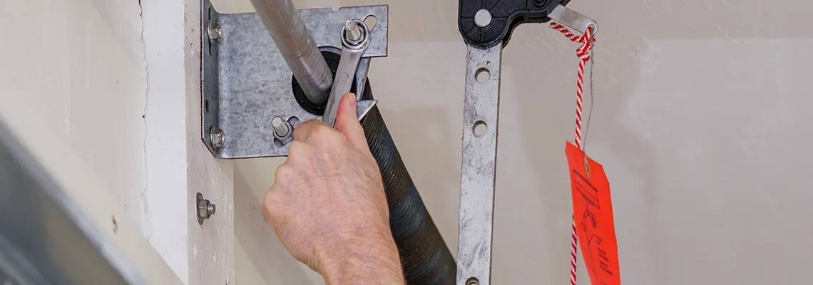 Fix Residential Garage Door in Wellington, Florida