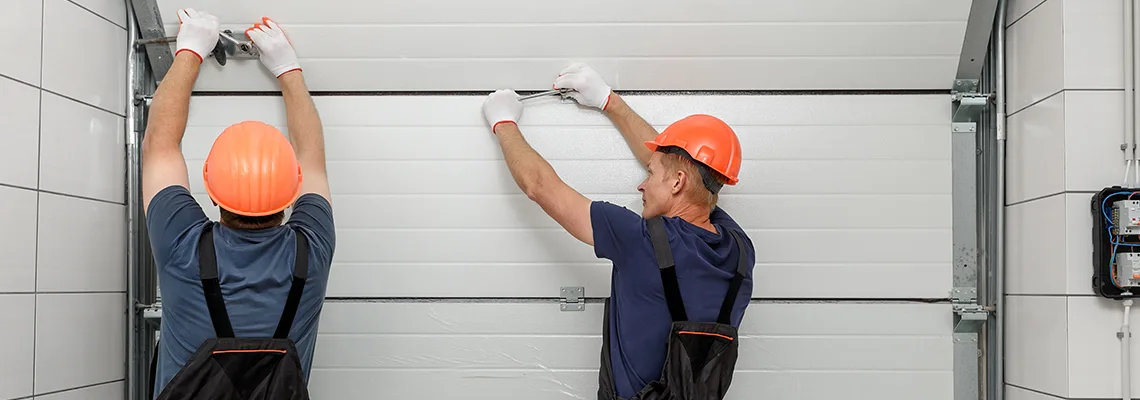 Driveway Garage Door Local Technicians in Wellington, Florida