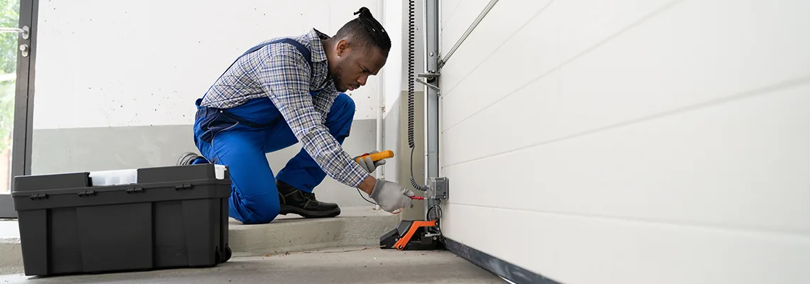 Repair Garage Door Not Closing But Light Flashing in Wellington, FL