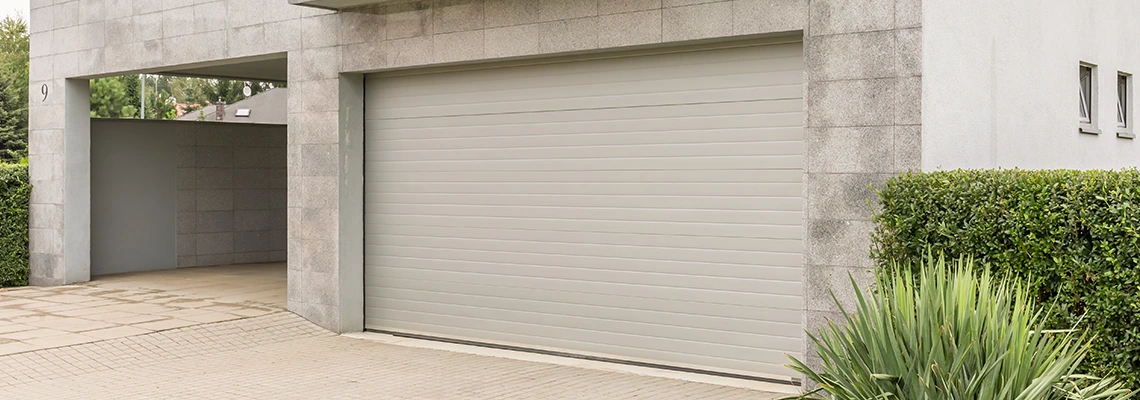 Automatic Overhead Garage Door Services in Wellington, Florida